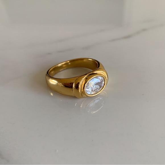 18K Gold Cz Ring, statement ring, stacking gem ring, gemstone ring - Picture 3 of 6